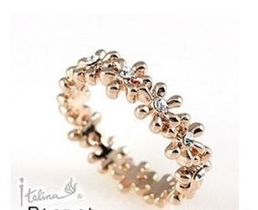 供應(yīng)滿鉆圓環(huán)戒指 簡(jiǎn)約大方設(shè)計(jì)，精湛工藝禮品